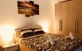 Eme Apartments